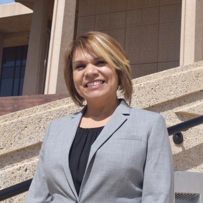 Dr. Gabriela Chavira 