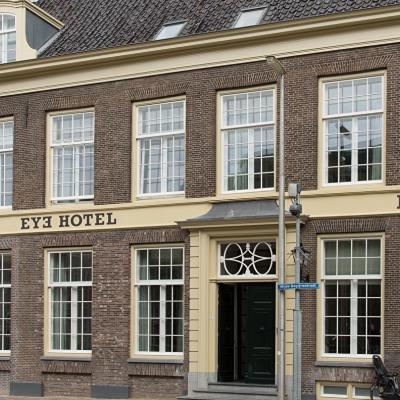 Eye Hotel