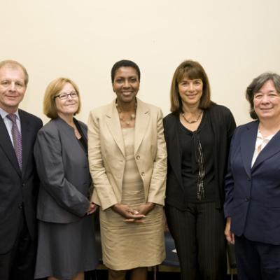 Raising Healthy Children Presenters: Dr. Kenneth A. Dodge, Dr. Barbara H. Fiese, Dr. Vonnie C. McLoyd, Dr. Nancy C. Guerra, and Dr. Martha Zaslow